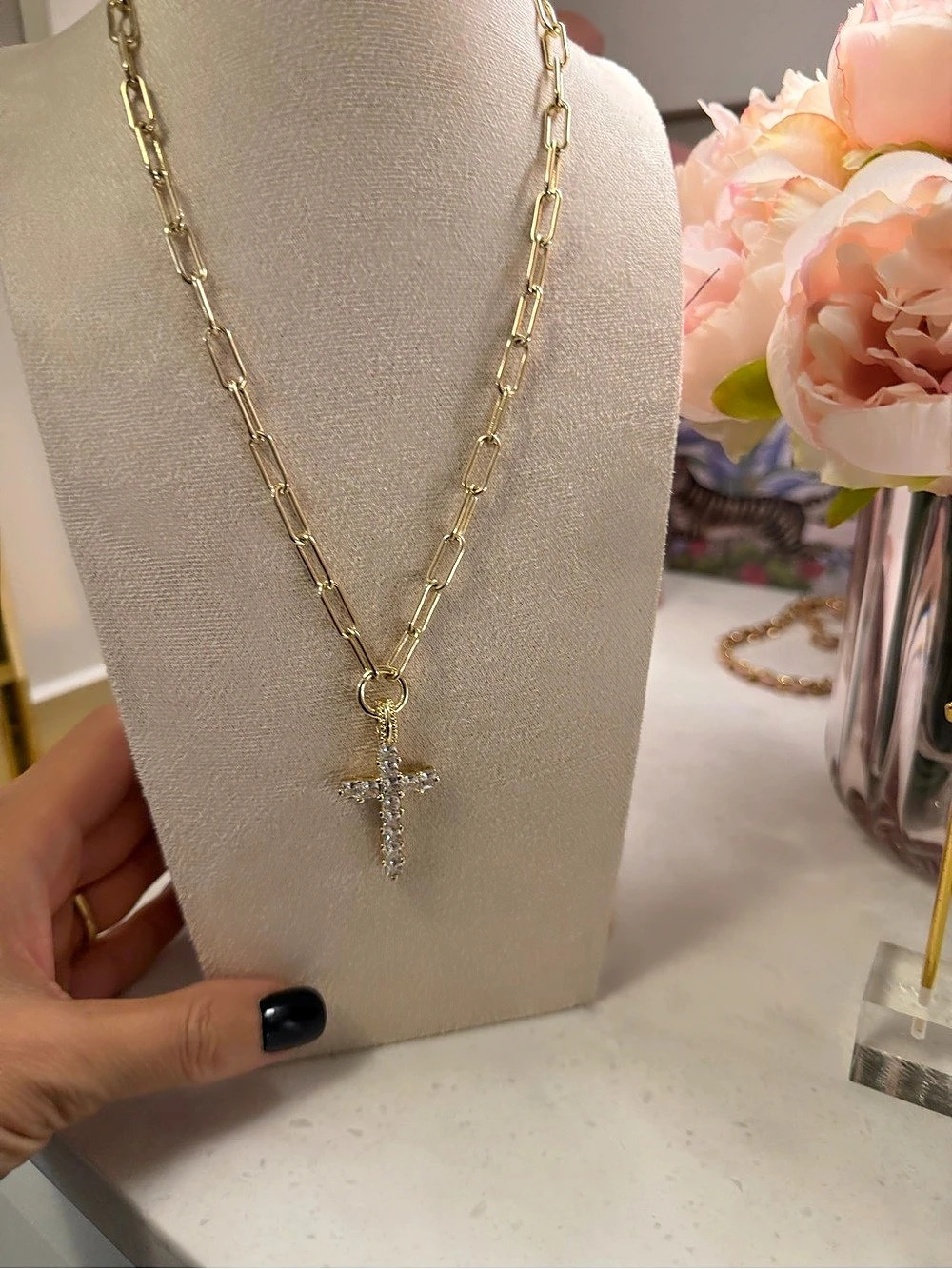 Crystal Cross Pendant 18k plated Necklace in Gold & Silver Like New